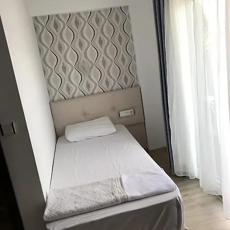 Twenty One Hotell *